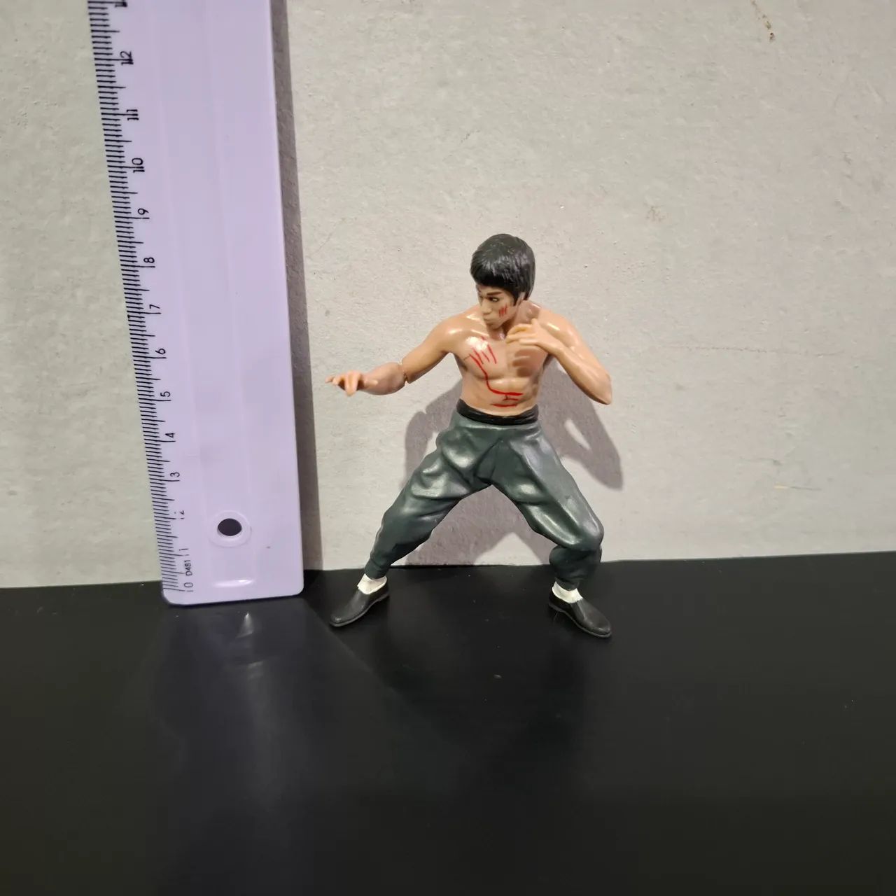 Bruce Lee action figure colecionável Bootleg - Foto 5