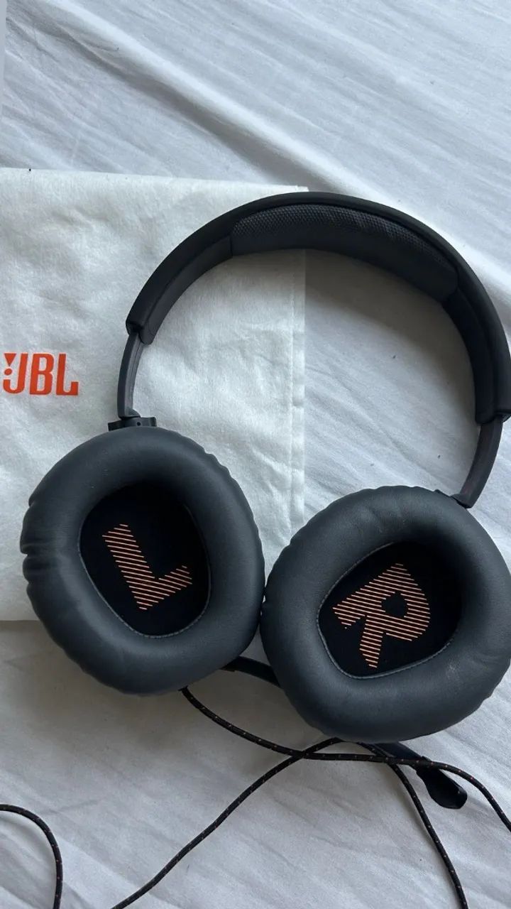 Fone - JBL Quantum - voltada para games ou Home office - Foto 2