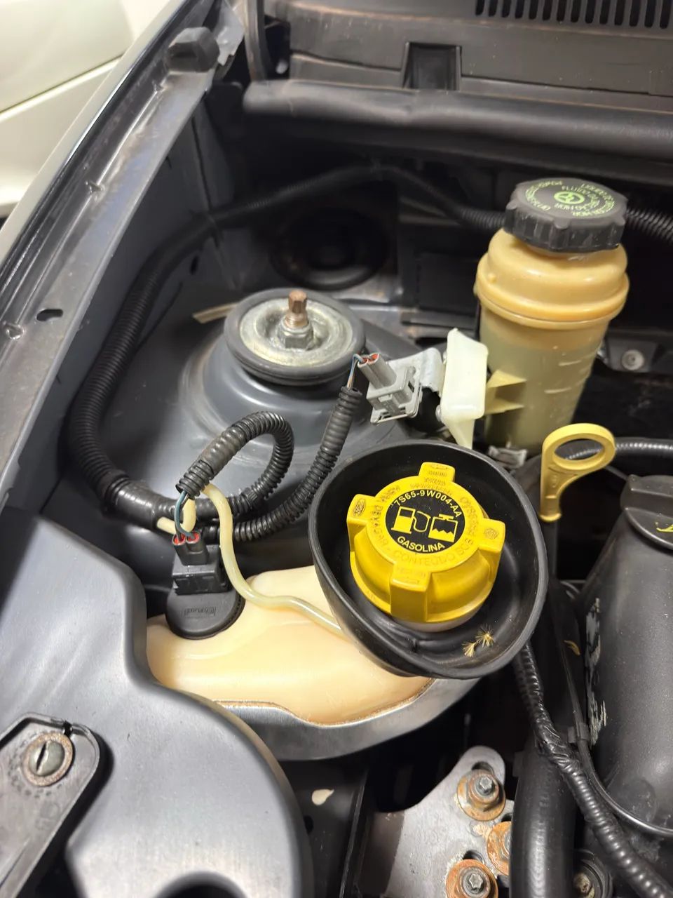 Ford KA 1.0 8v/1.0 8V ST Flex 3P 2013 - Foto 10