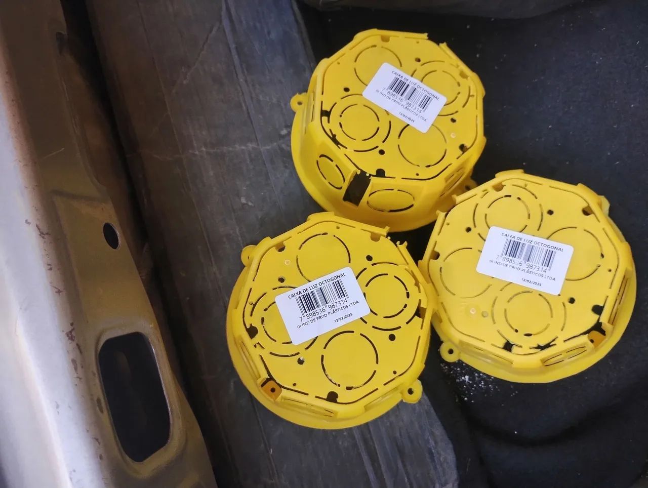 4x4 Octagonal Box64750668692354122