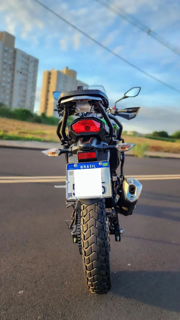 VENDO VERSYS 300 2022 - Foto 4