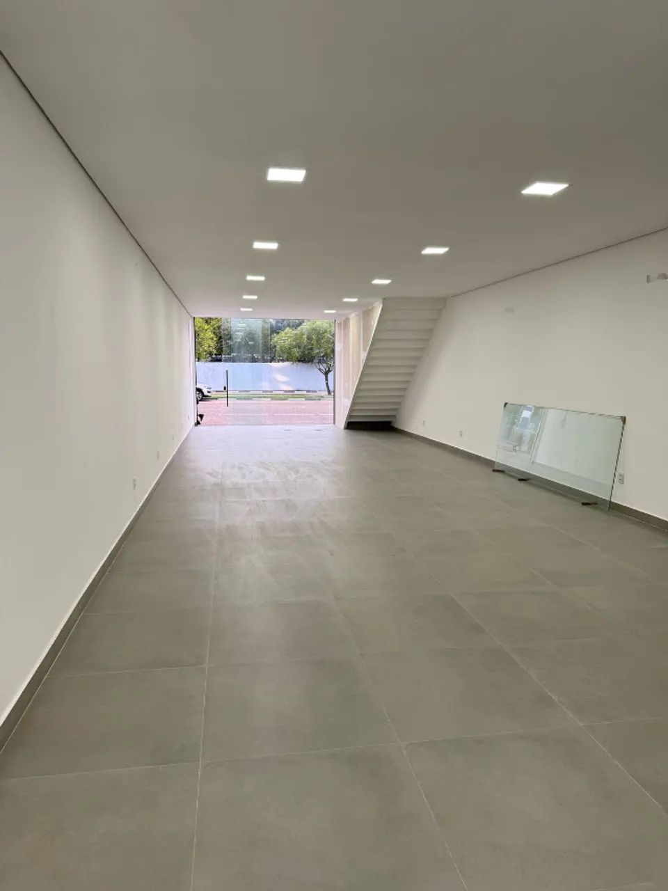 Sala comercial Avenida Ville Roy 100m² - Foto 2