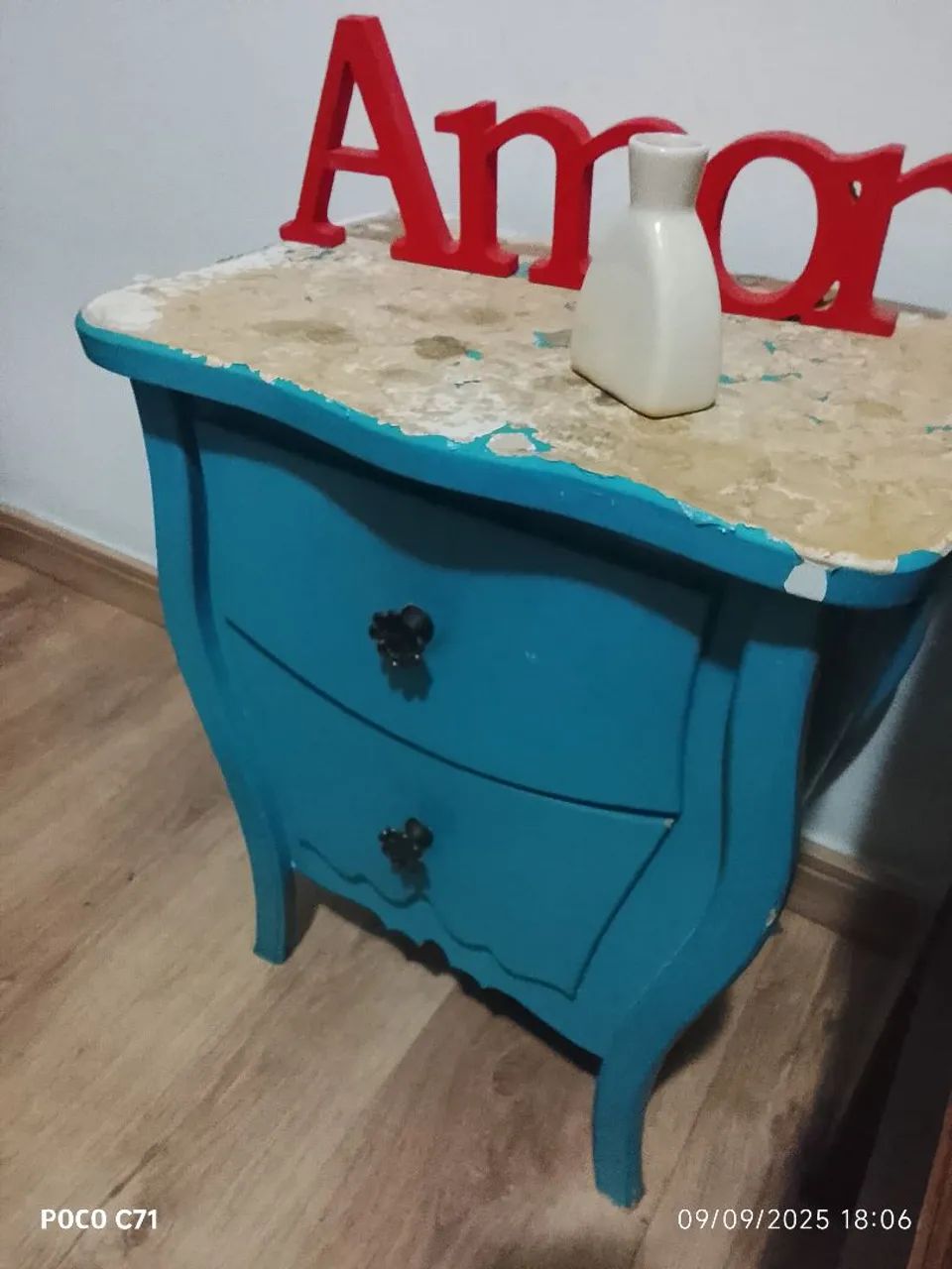 MESA DE CABECEIRA 