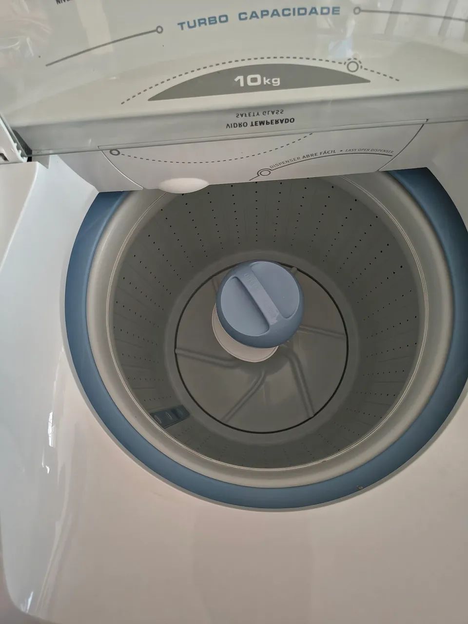 Máquina de lavar roupas 10 kg Eletrolux 