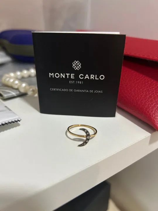 Anel Lua em Ouro 18k com Diamantes Monte Carlo