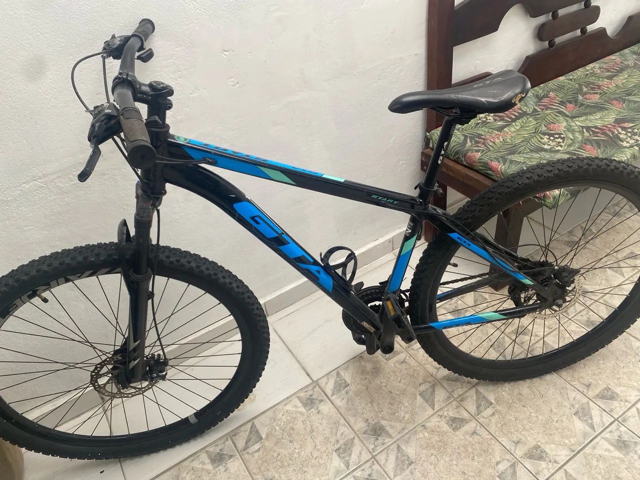 VENDE-SE BICICLETA ARO 29 MODELO GTA - Foto 2