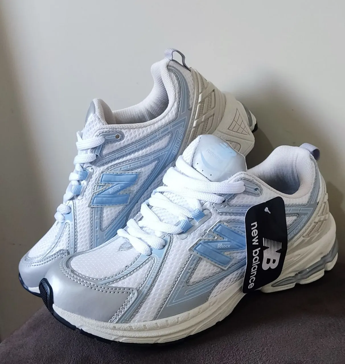 Tênis New Balance 1906R Branco e Azul