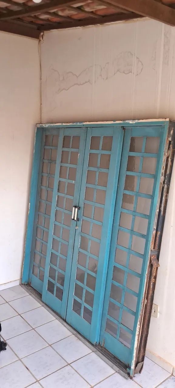 Porta de correr (já com os vidros)