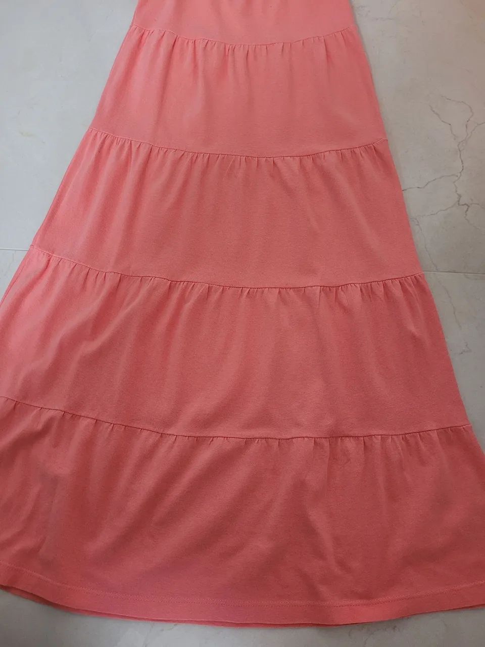 Vestido Infantil salmon com Babados.