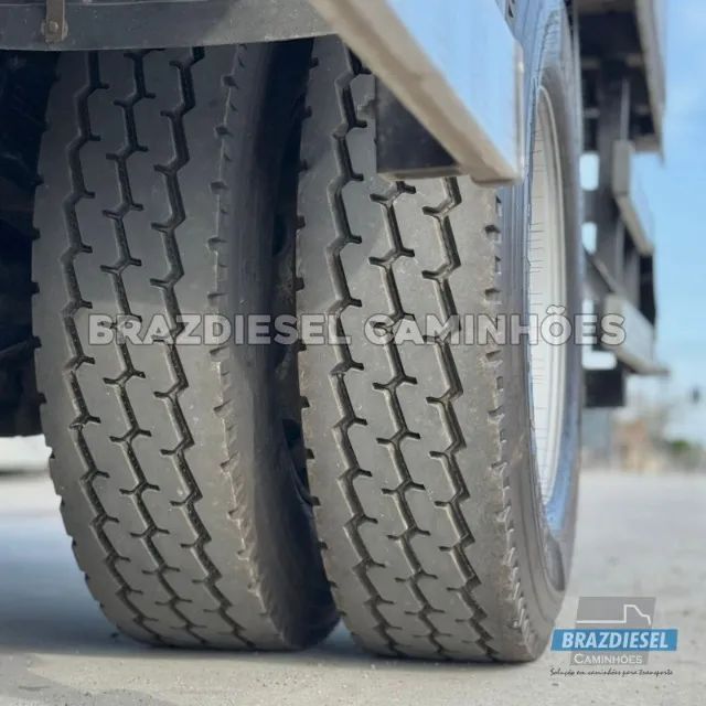 Ford Cargo 1719 2013 baú 6,80 x 2,80m - Foto 12