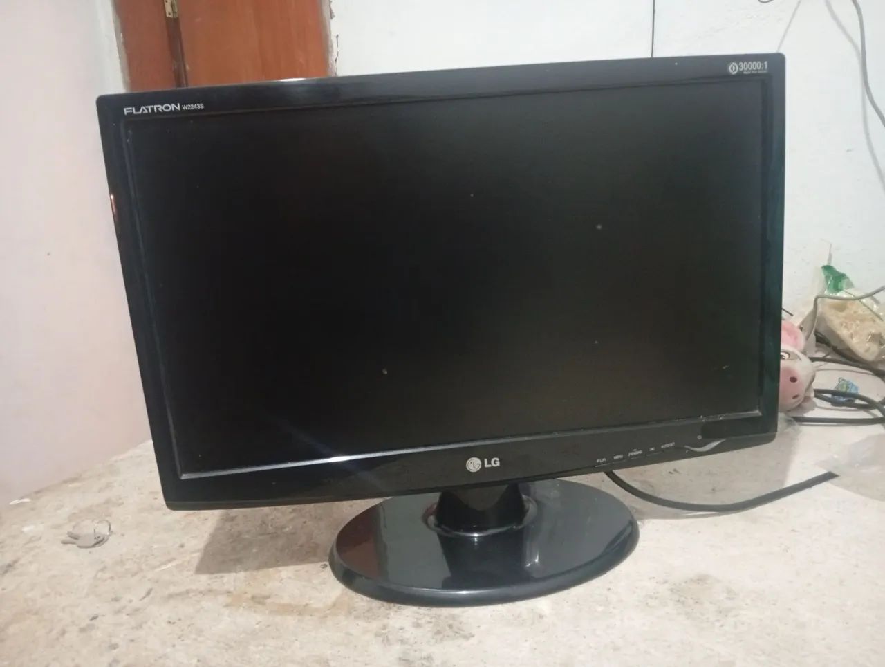 Monitor LG Flatron W2243S