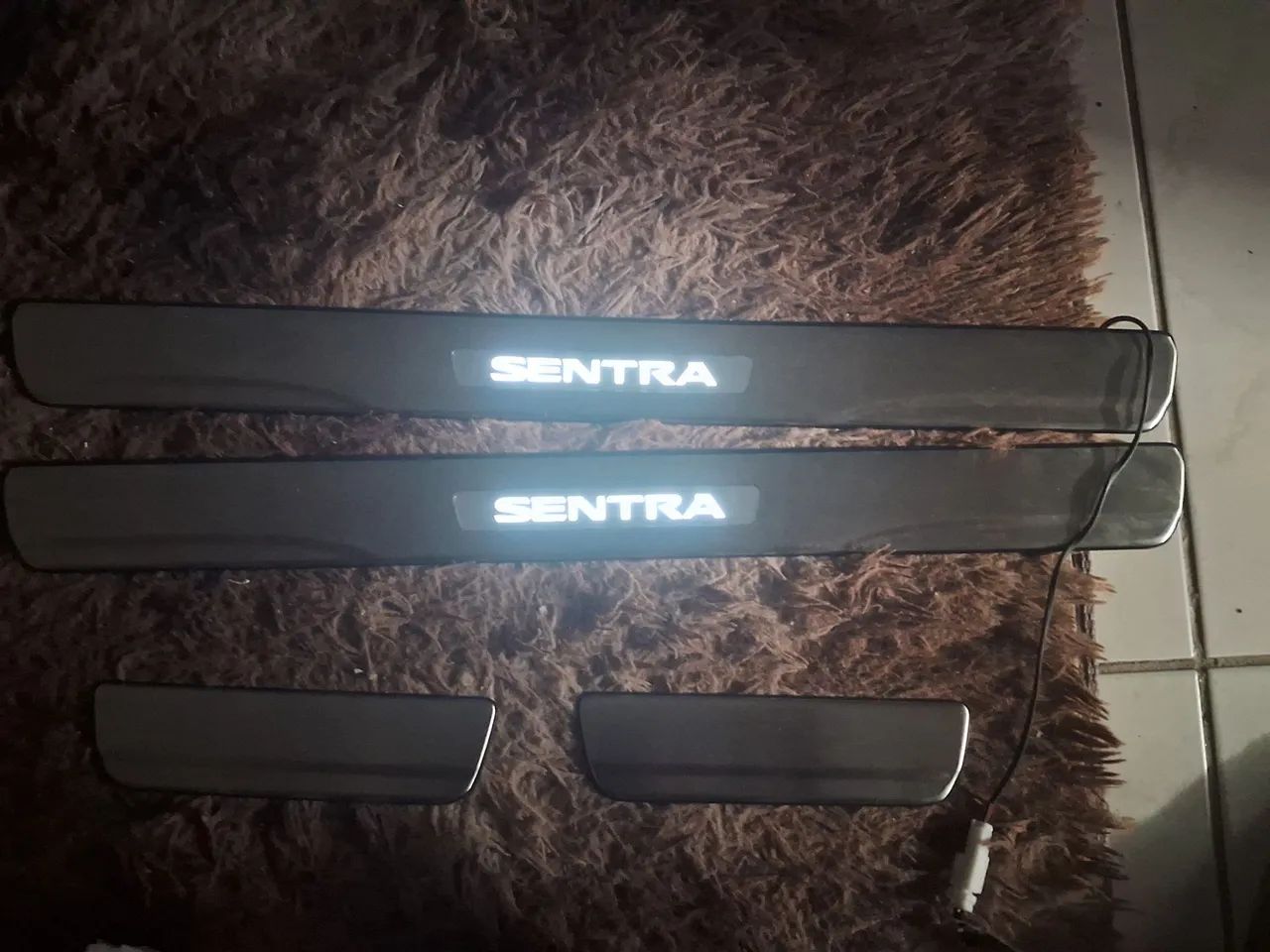 Kit de soleiras Nissan Sentra. Deixe seu carro mais elegante. - Foto 5