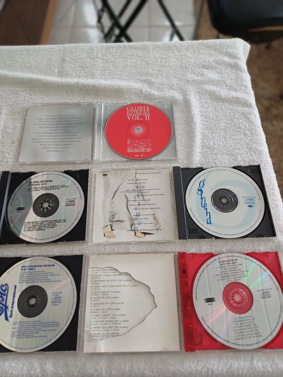05 CDs da cantora Gloria Estefan - Foto 4