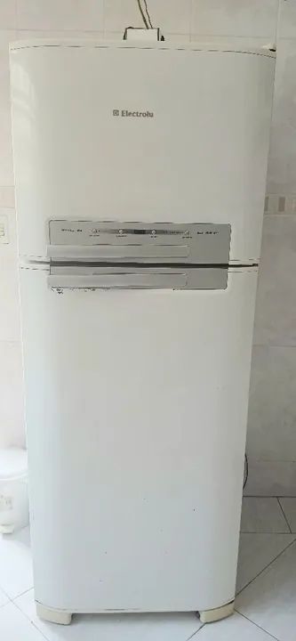 Geladeira Electrolux 220v