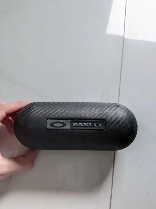 Oakley crosshair 2.0 Grey polarized + Oakley Large Carbon Fiber Eyewear Case - Foto 6