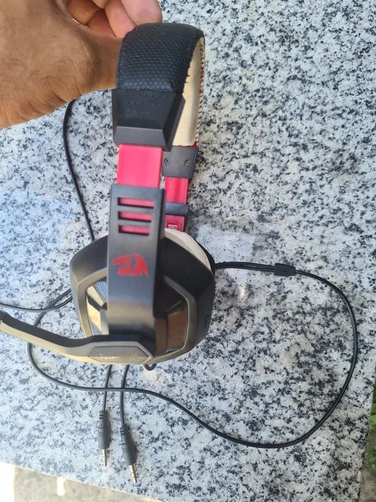 Headset Gamer redragon com microfone