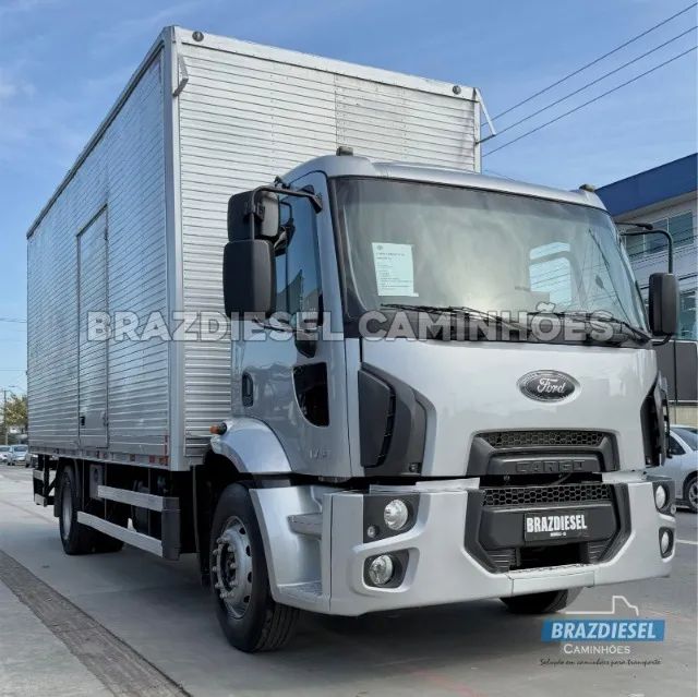 Ford Cargo 1719 2013 baú 6,80 x 2,80m - Foto 2