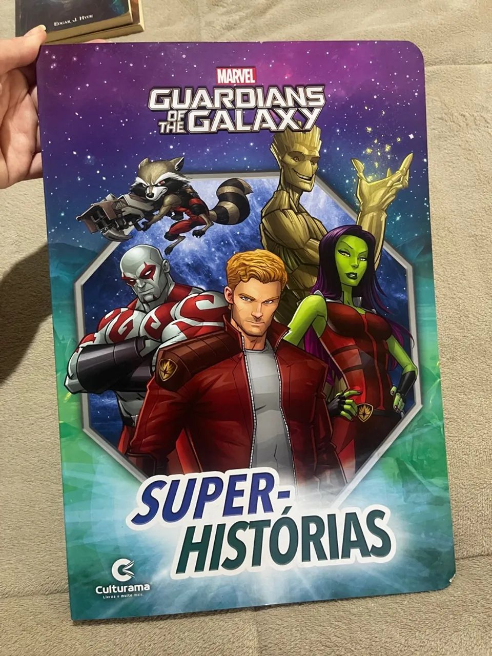 Lindo Livro Guardiões da Galáxia capa e páginas duras Marvel - Foto 5