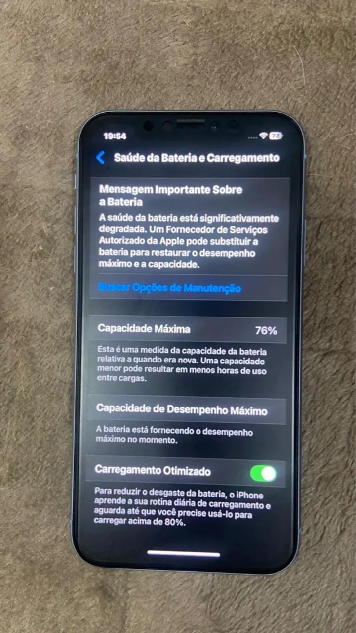 iPhone XR (64GB)