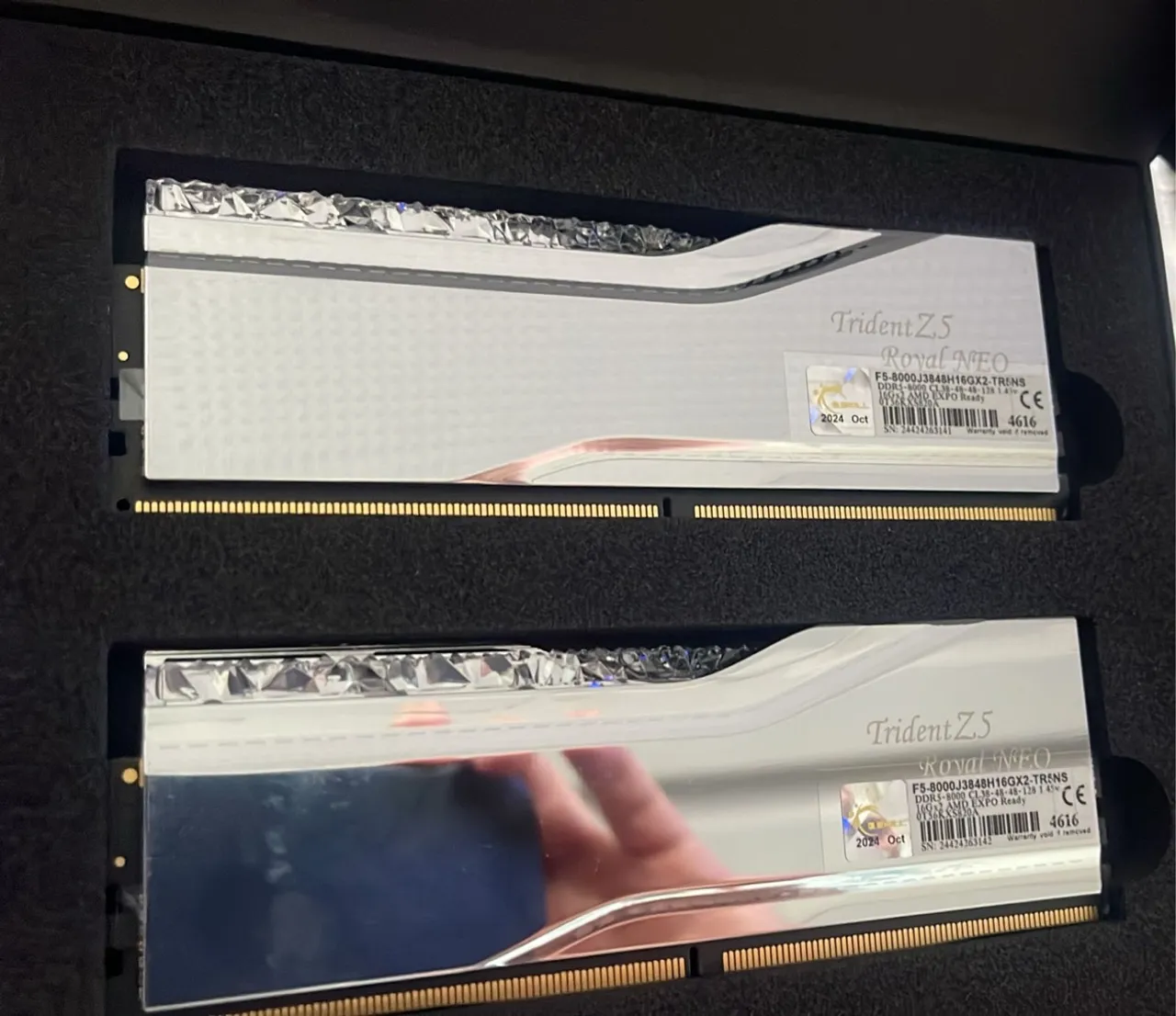 Memória RAM G.SKILL Trident Z5 Royal NEO DDR5 4800MHz 16GB (2x8GB)