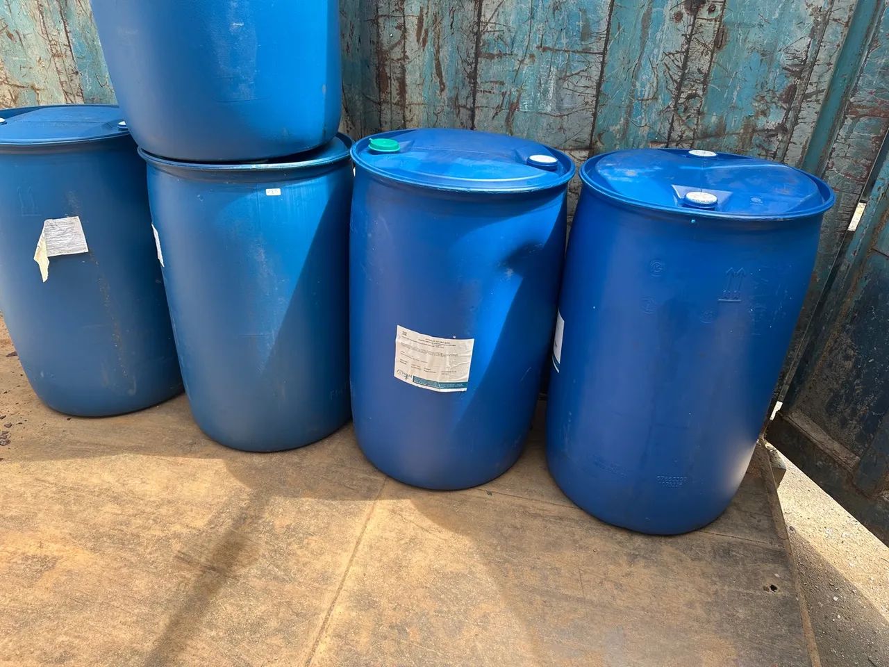 Tanques de plástico azul 200 litros