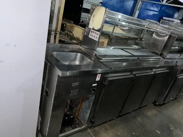balcão inox - com pizzaiolo - com pia e espaço para cubas refrigerado