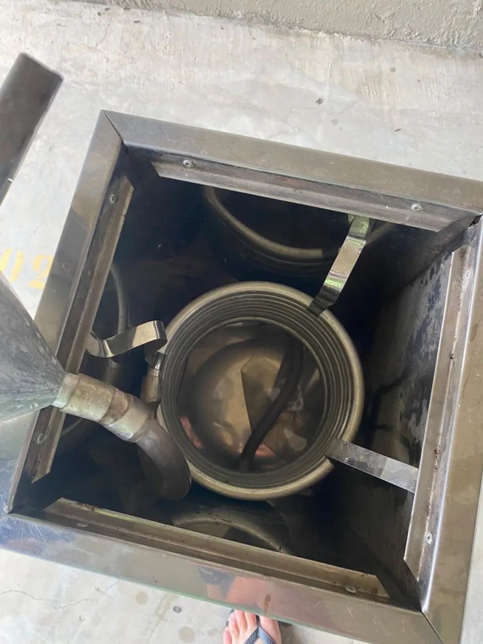 Máquina Torre Para Gelar Água de Coco  - Foto 4