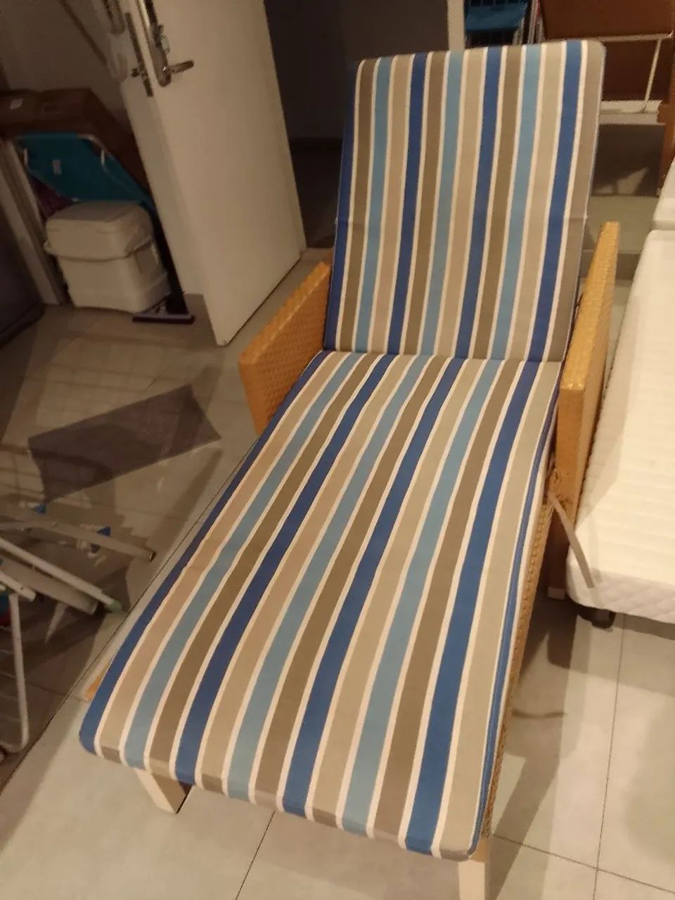 Espreguiçadeira.   - Foto 5