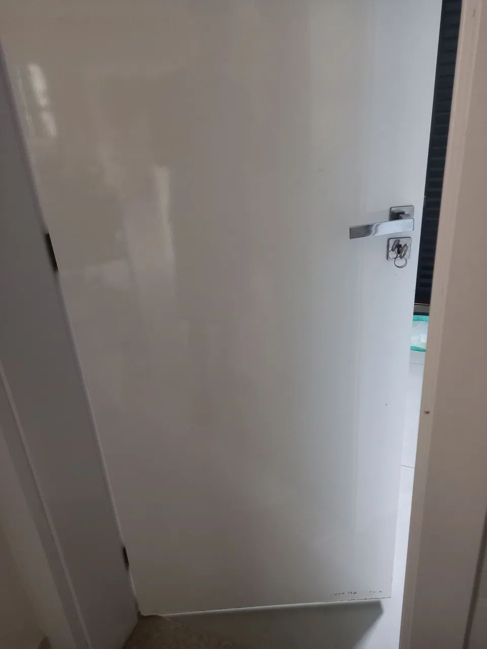 Porta completa branca melaminica nova com fechadura,dobradiças, marco e batente 210x60 - Foto 2