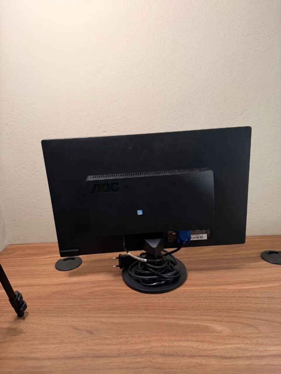 Monitor AOC - entrada VGA - Foto 2