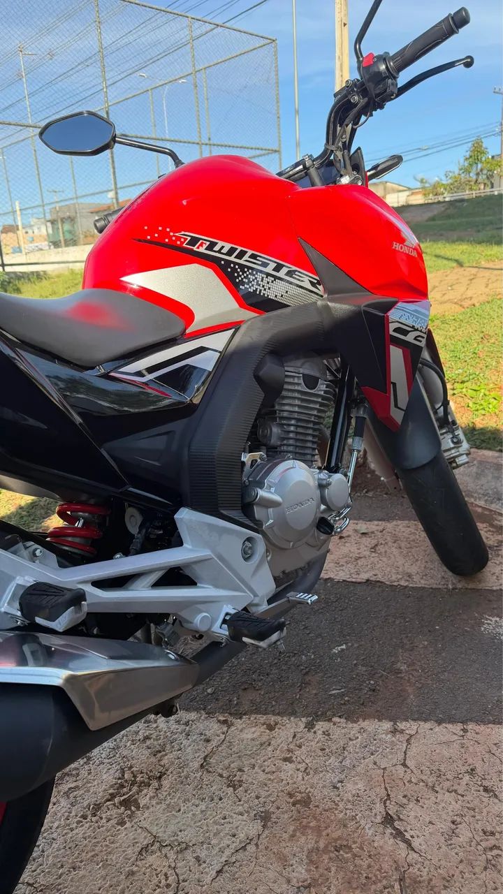 Honda CB Twitter 2021 - Foto 4
