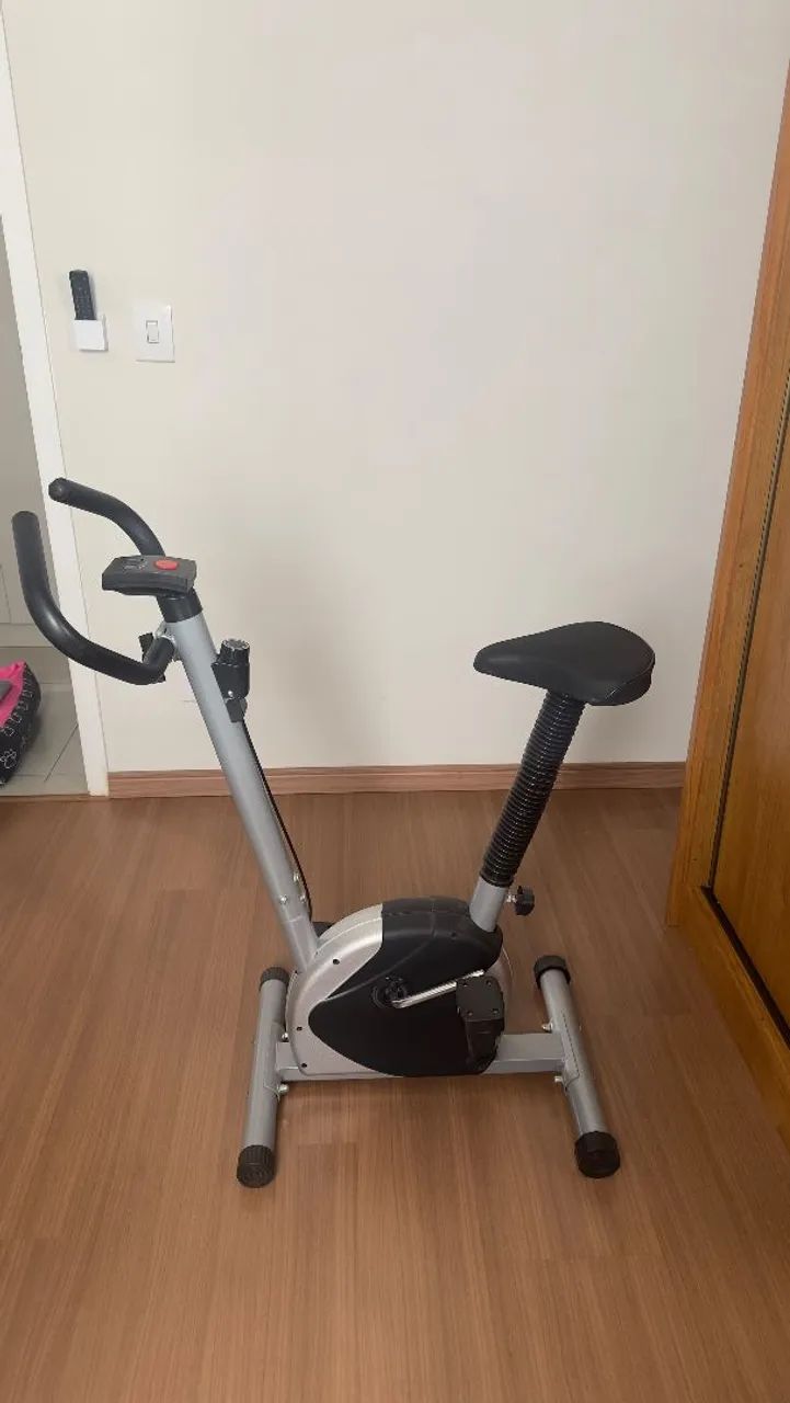 Bicicleta Ergométrica Vertical - Foto 4