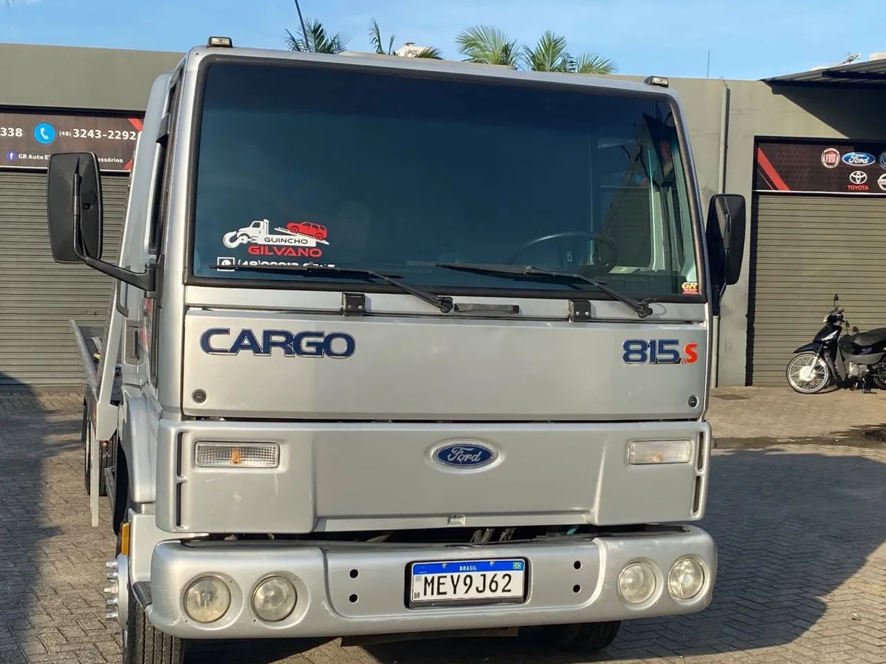 Ford cargo 815 S plataforma 