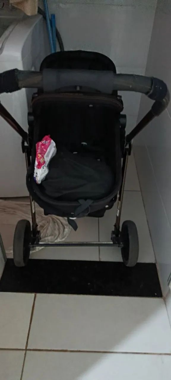 Carrinho de bebê. Galzerano 