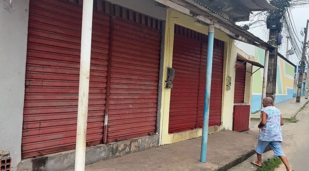 VENDO TRÊS (03) PONTOS COMERCIAIS EM PERFEITO ESTADO!