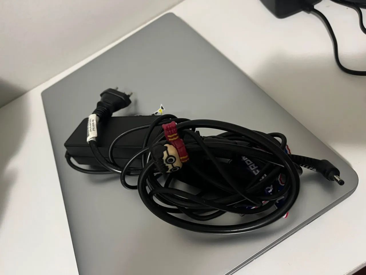 Vendo Notbook Lenovo i3 - Foto 3
