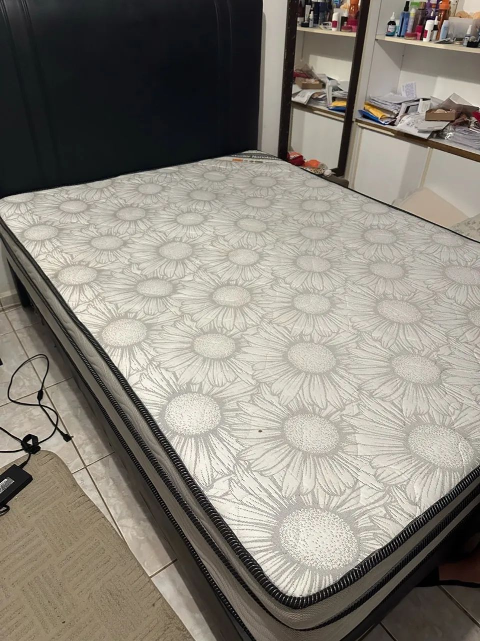 Cama casal com box