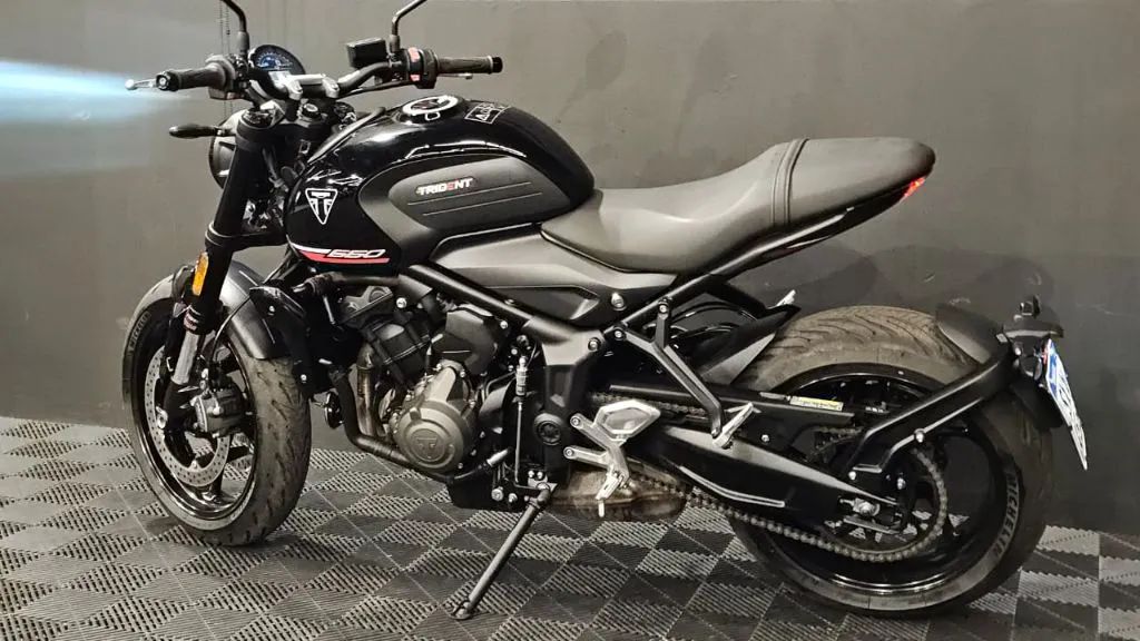 TRIDENT 660 - Foto 3