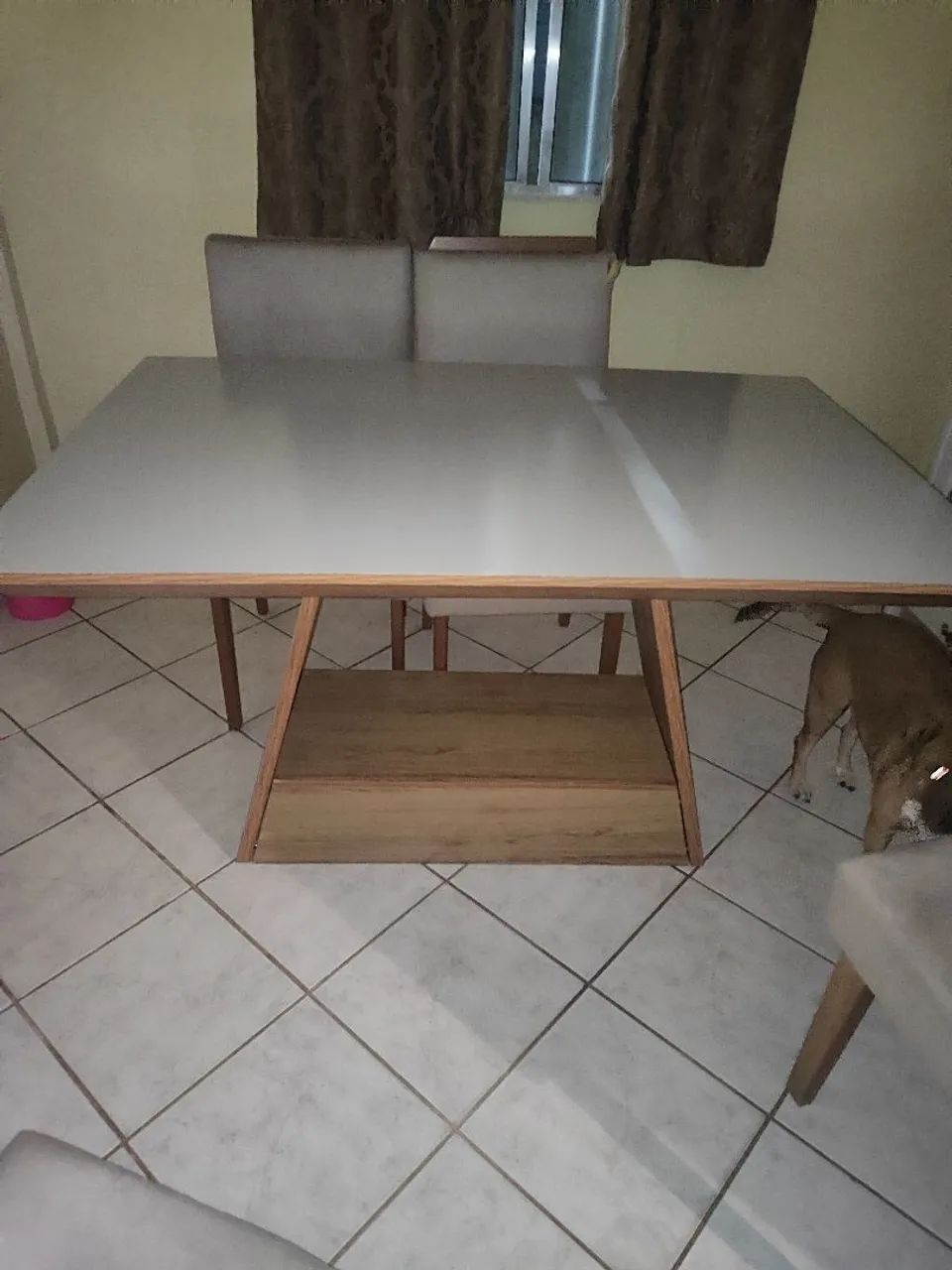 Mesa 4 cadeiras