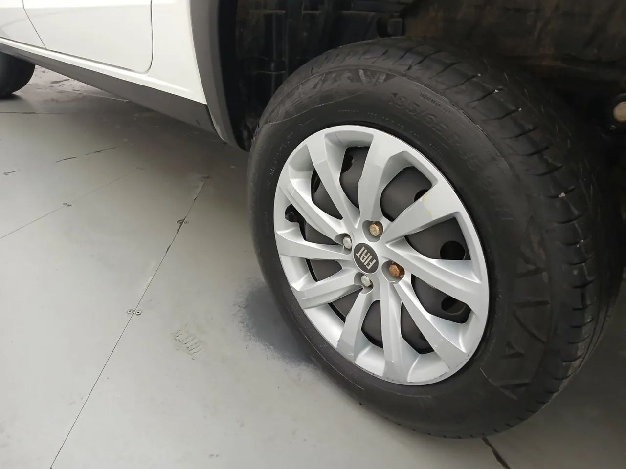 Fiat Strada Freedom 1.3 Flex 8V CD, foto 12 de 18