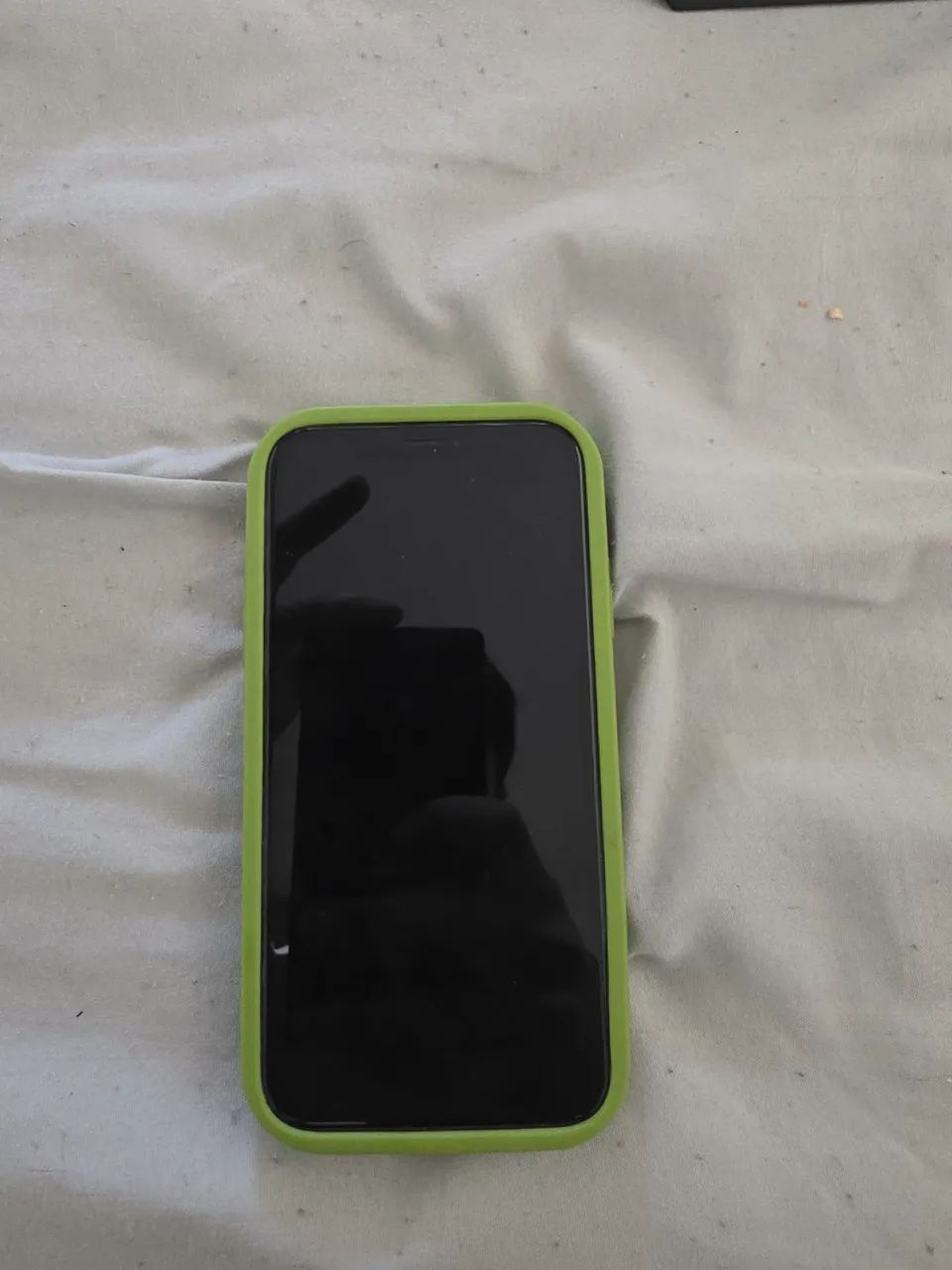 Iphone XR preto, com capinha  - Foto 2