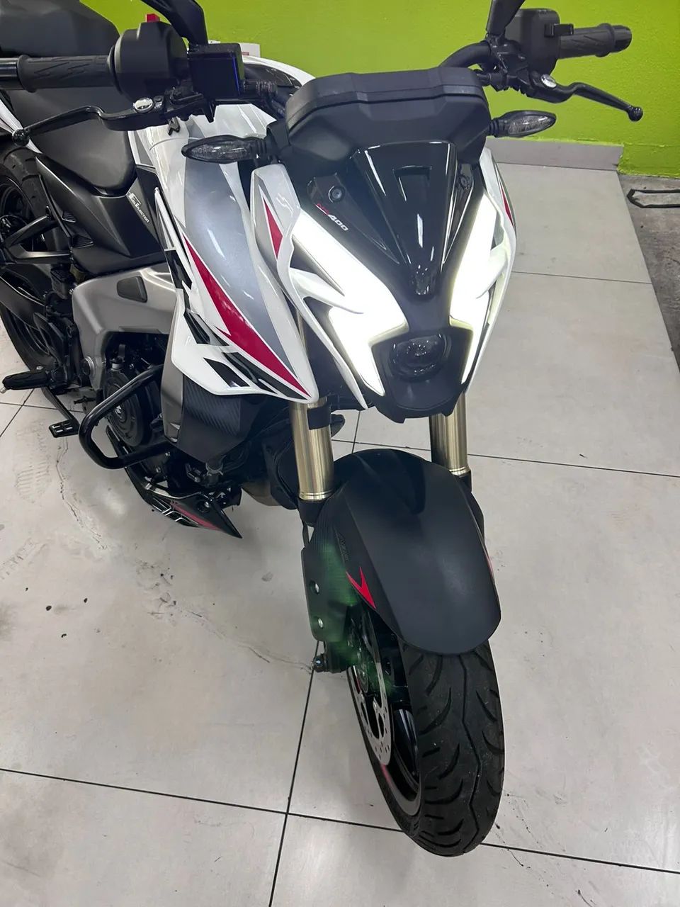 BAJAJ DOMINAR NS400Z - Foto 3