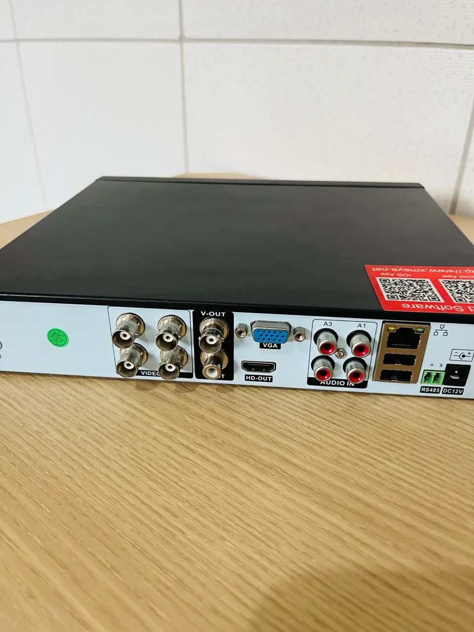 DVR ÍPEGA, 4Canais, AC 100-240V completo com câmera. - Foto 3