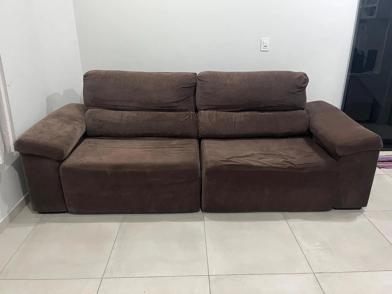SOFÁ RETRÁTIL E RECLINÁVEL 5 LUGARES - Foto 5