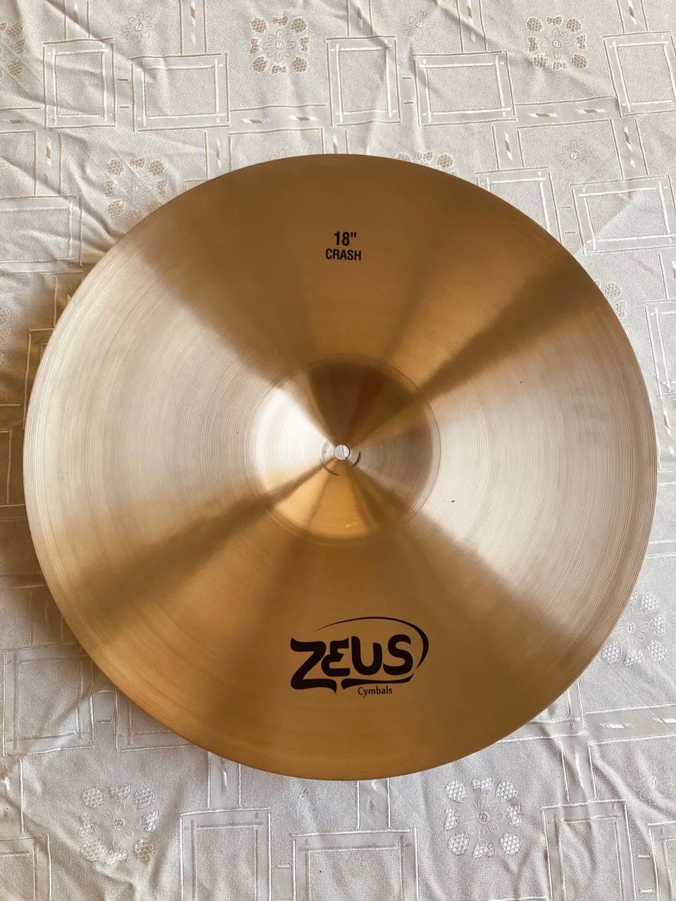 Crash Zeus Custom de 18 Polegadas - Instrumentos musicais - Jardim