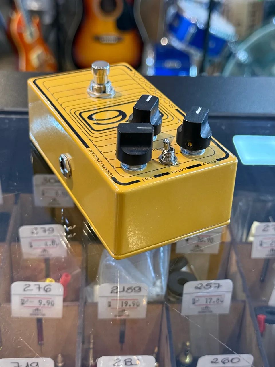 SolidgoldFx 76 Octave Fuzz Boutique Raro - Instrumentos musicais