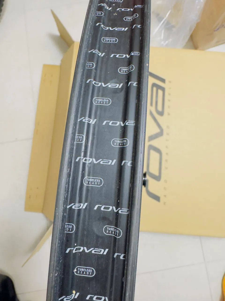 RODA ROVAL CONTROL CARBON 2026 - Foto 3