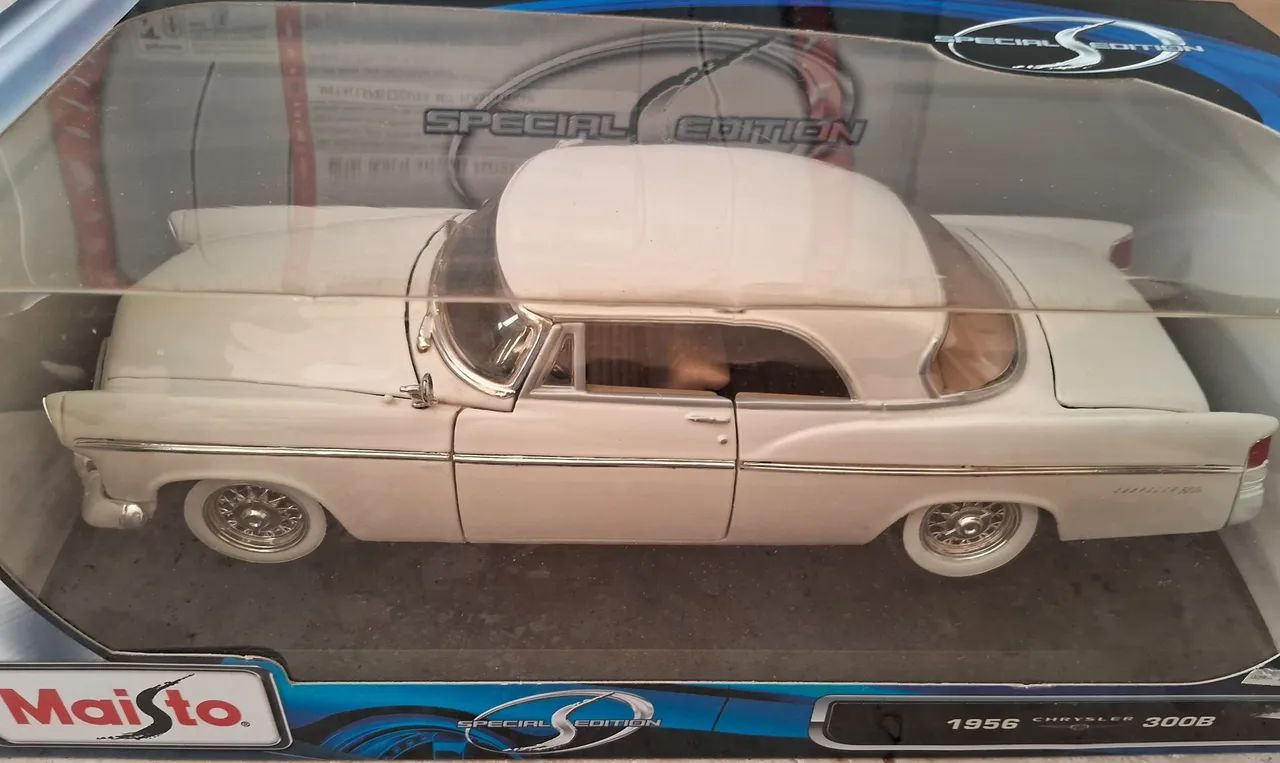 Miniatura Chrysler 300B 1956 Branco escala 1.18 - Foto 2