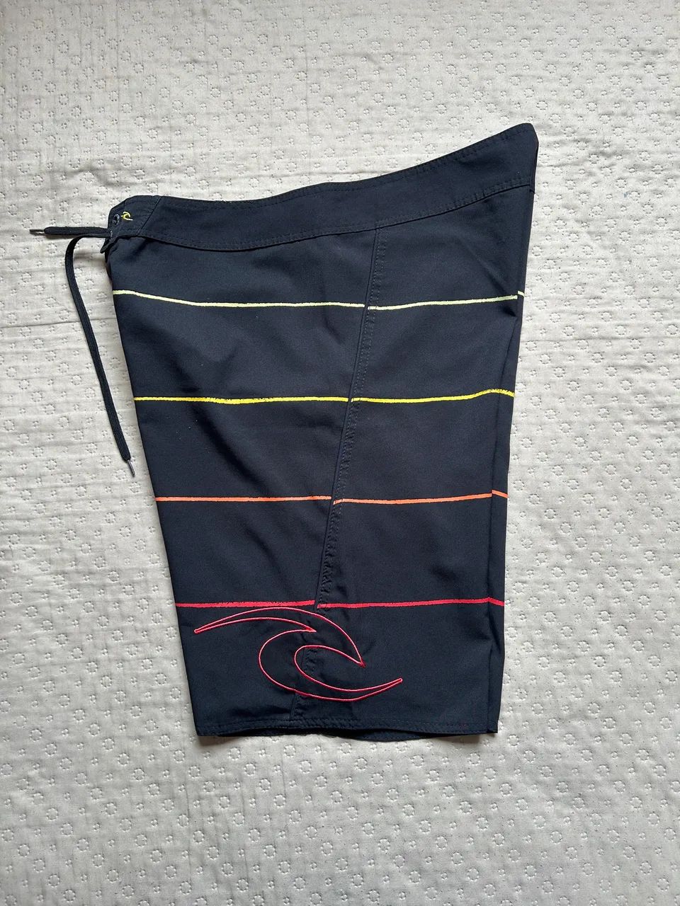 Short/Bermuda RipCurl original relíquia  - Foto 2