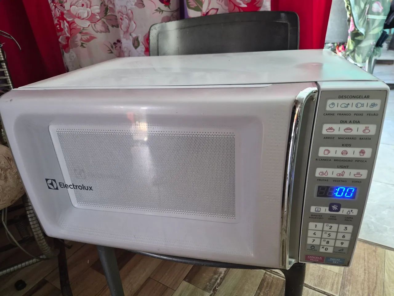 Microondas Electrolux 30L  - Foto 3